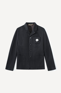 (BLACK)