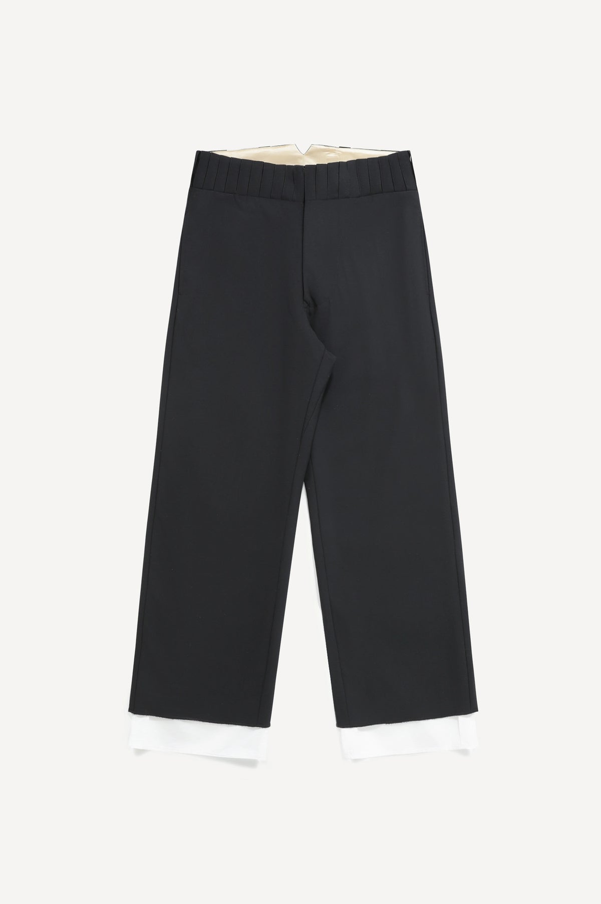 (BLACK)