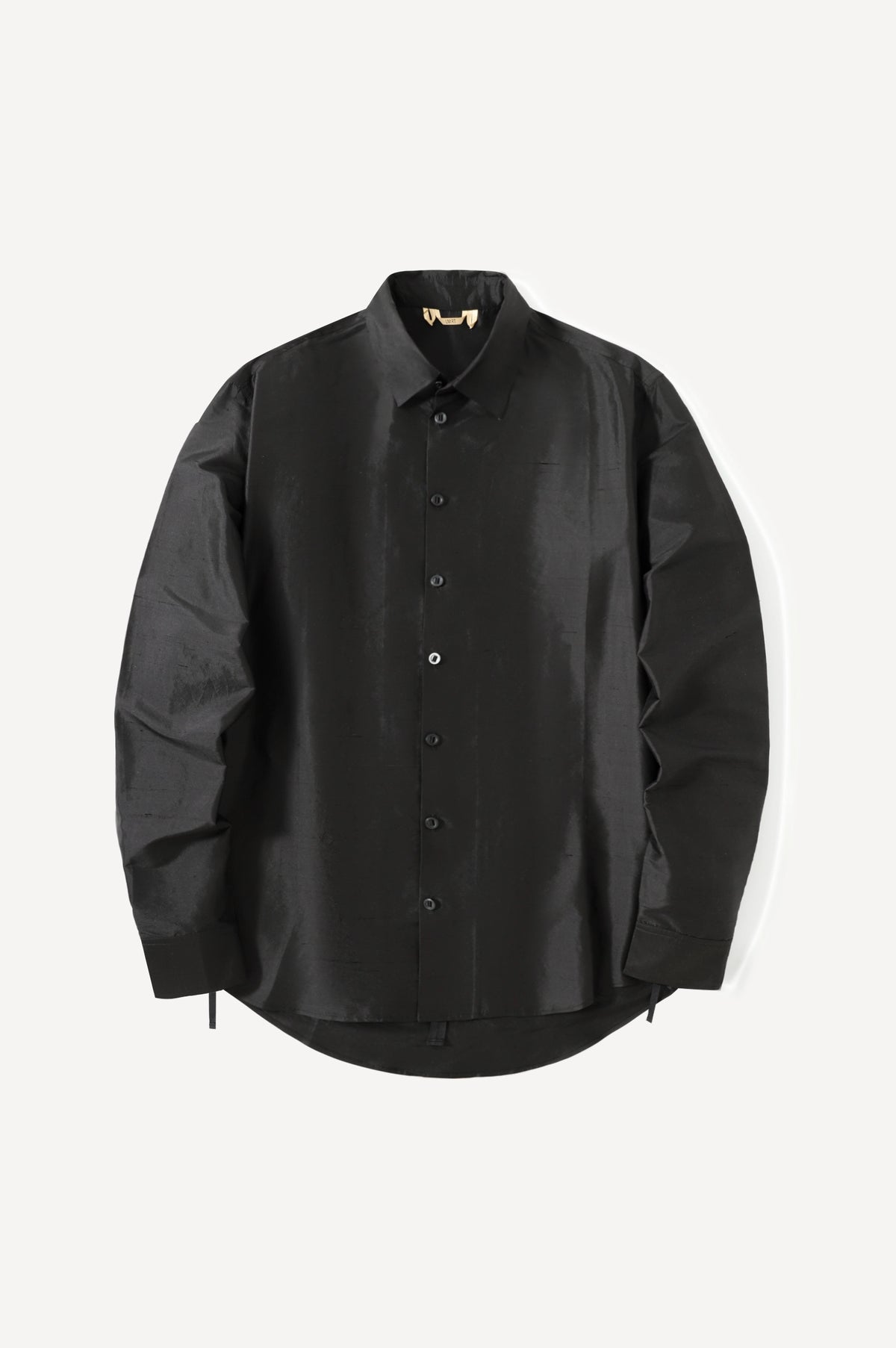 (BLACK)