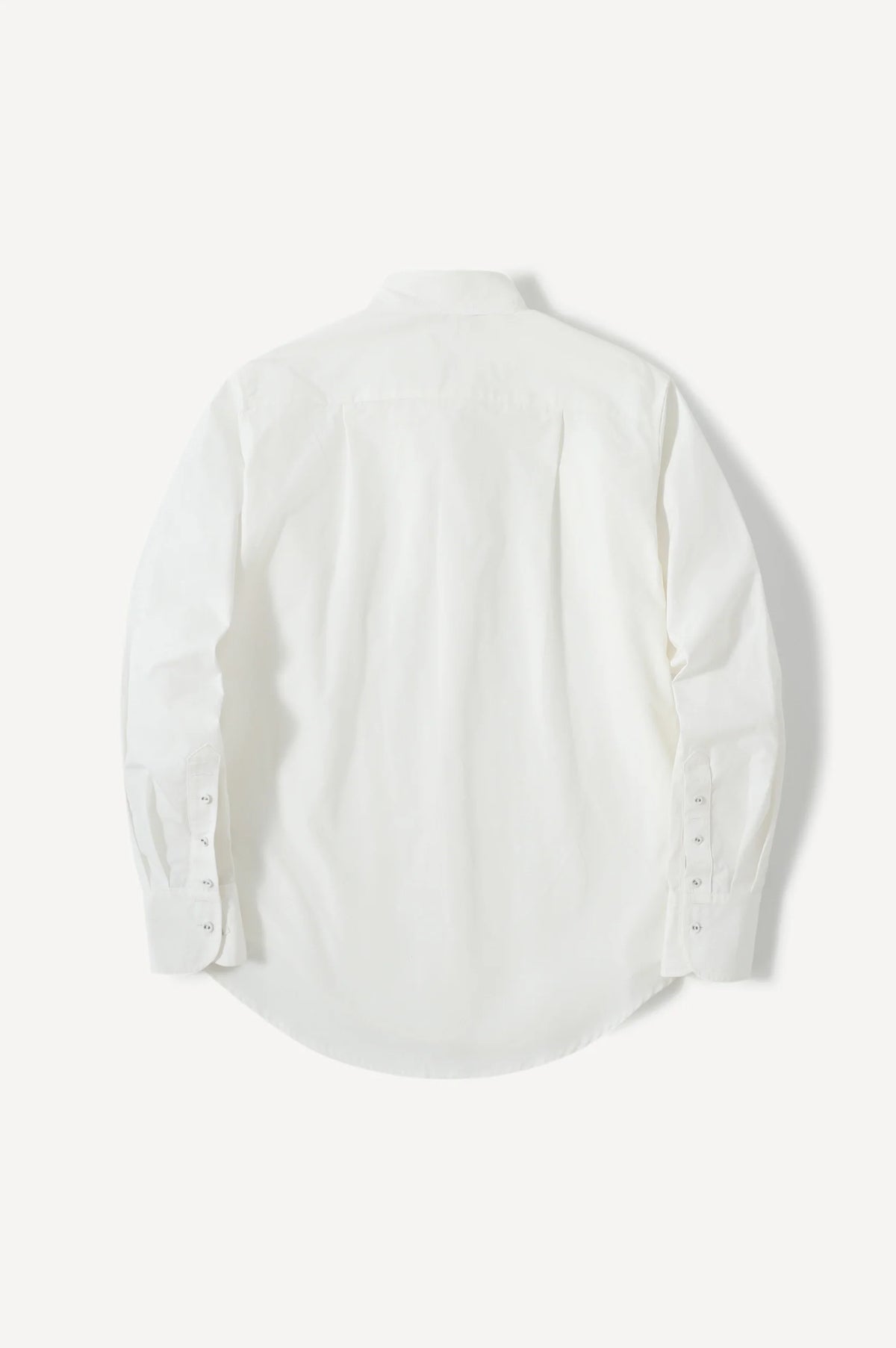(WHITE)