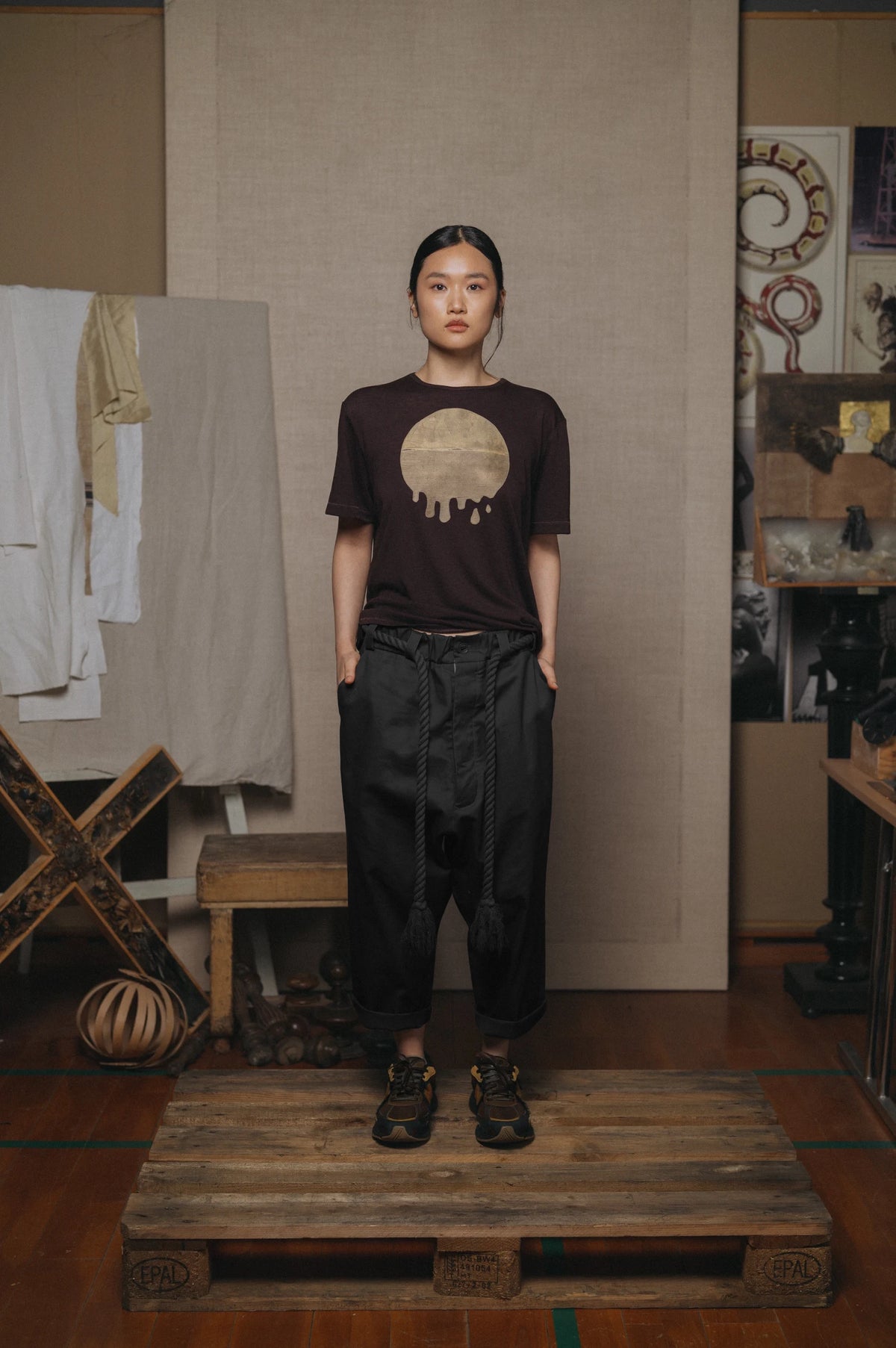STRETCH GABERDINE DROPCROP PANT