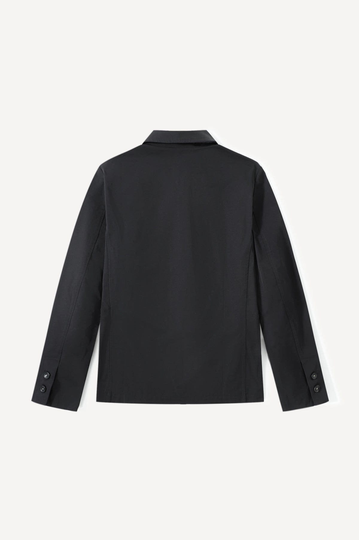 (BLACK)