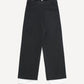 (BLACK)