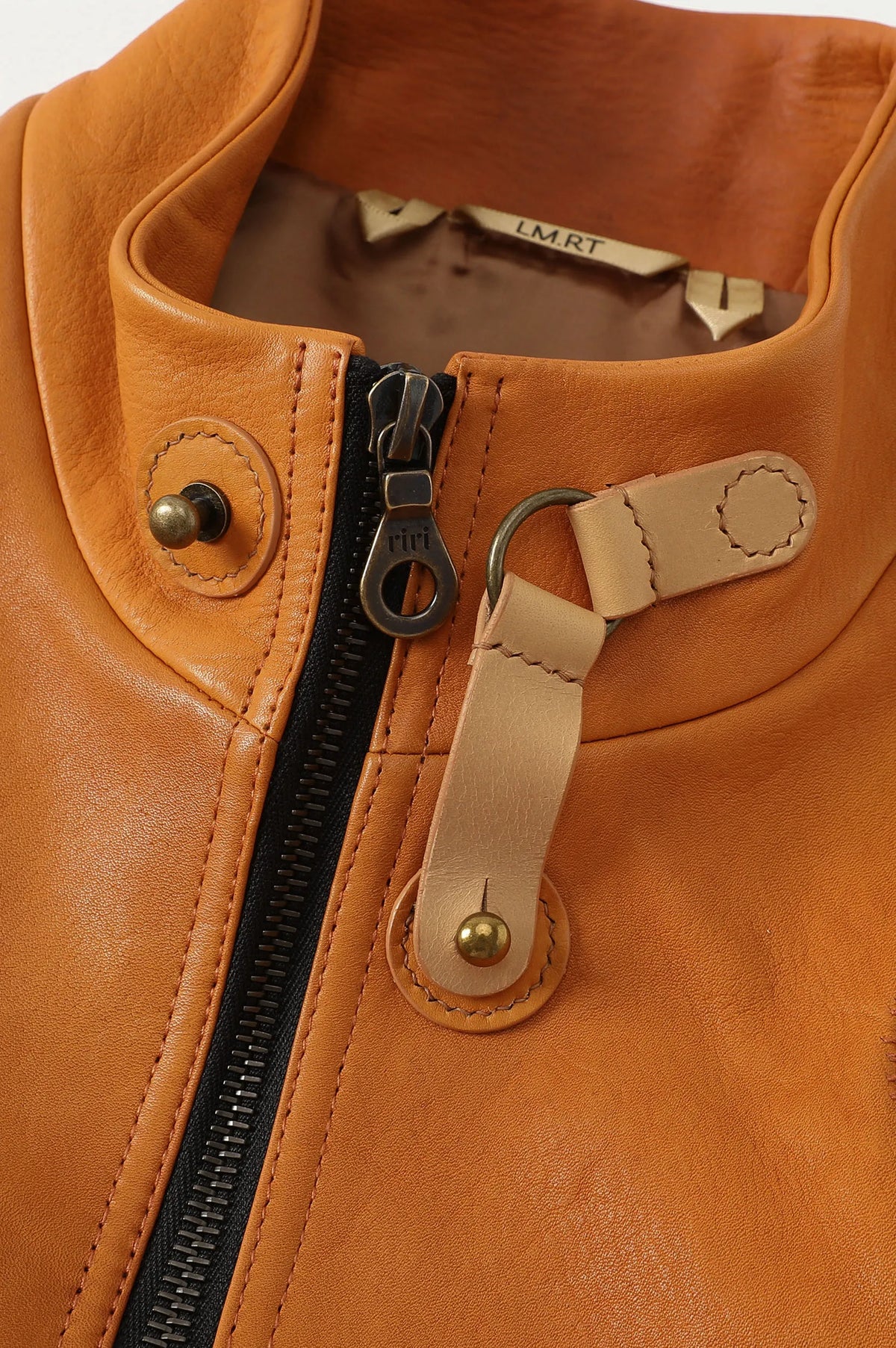 (COGNAC)
