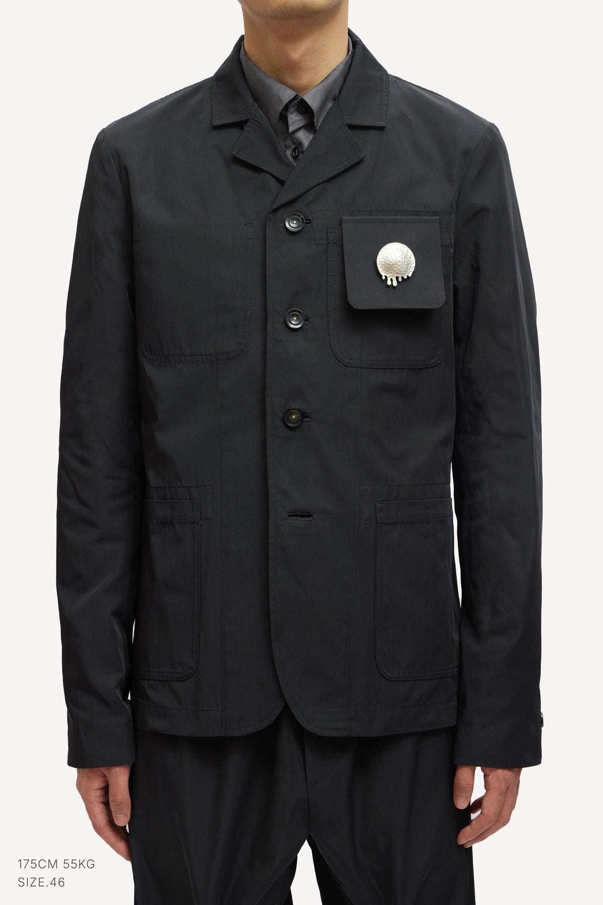 (BLACK)