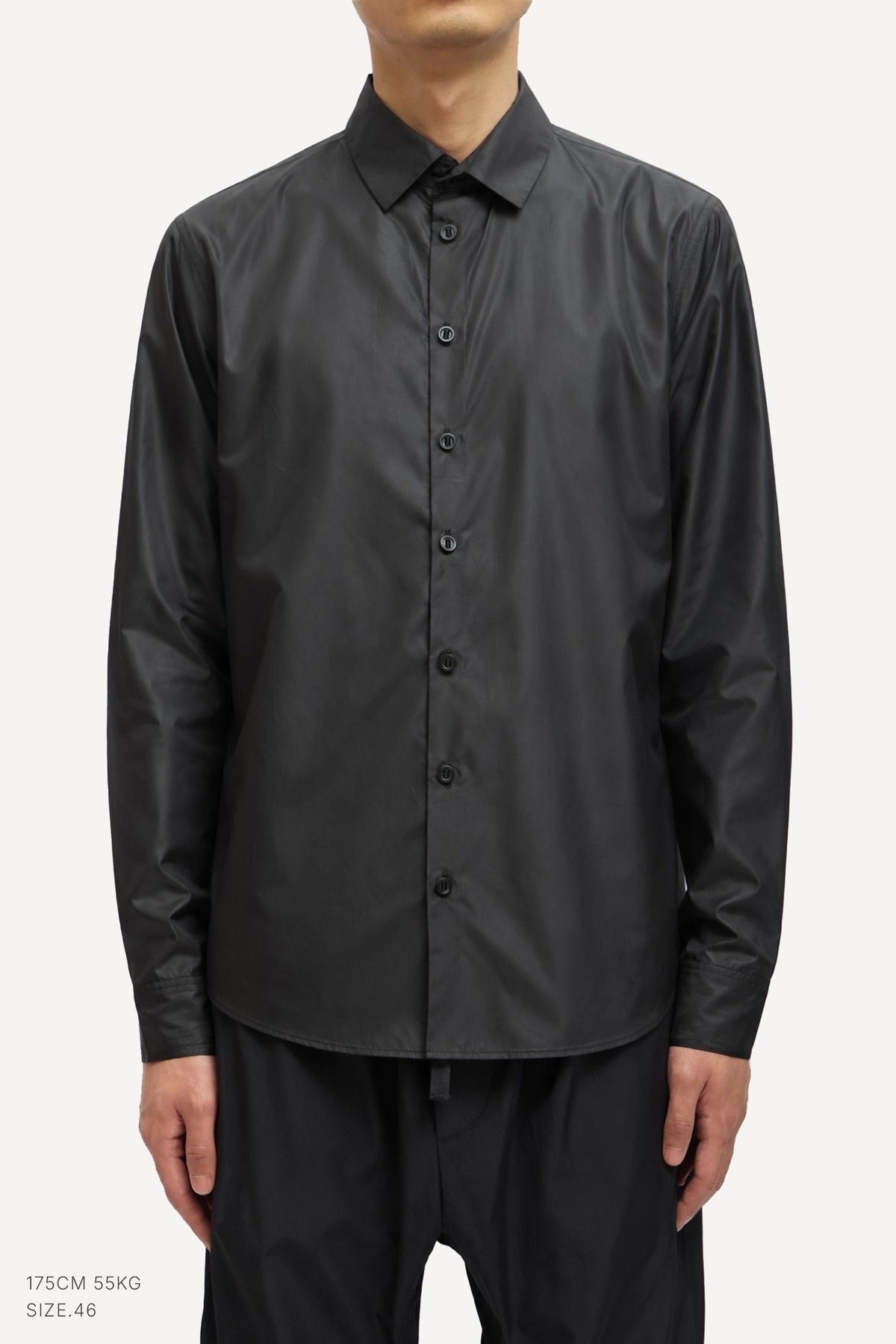 (BLACK)