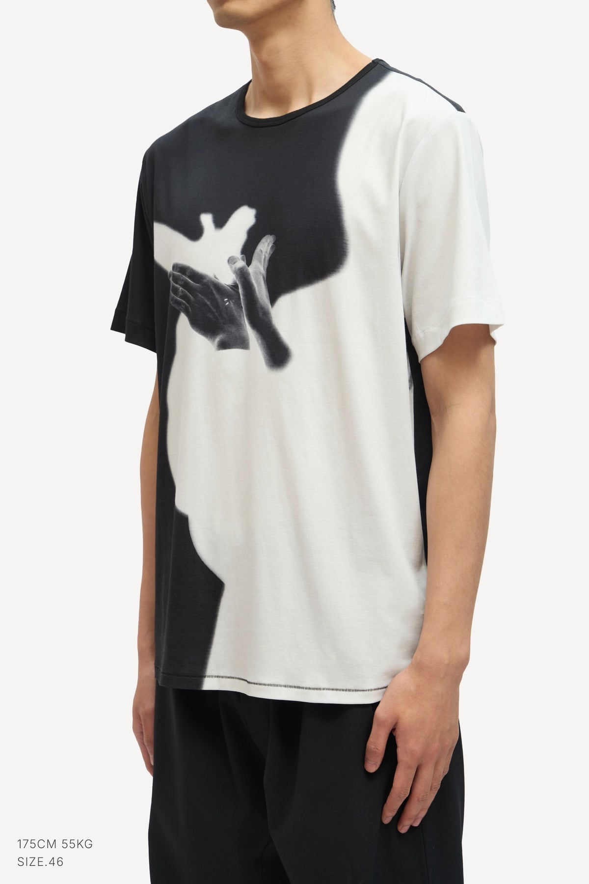 (BLACK)