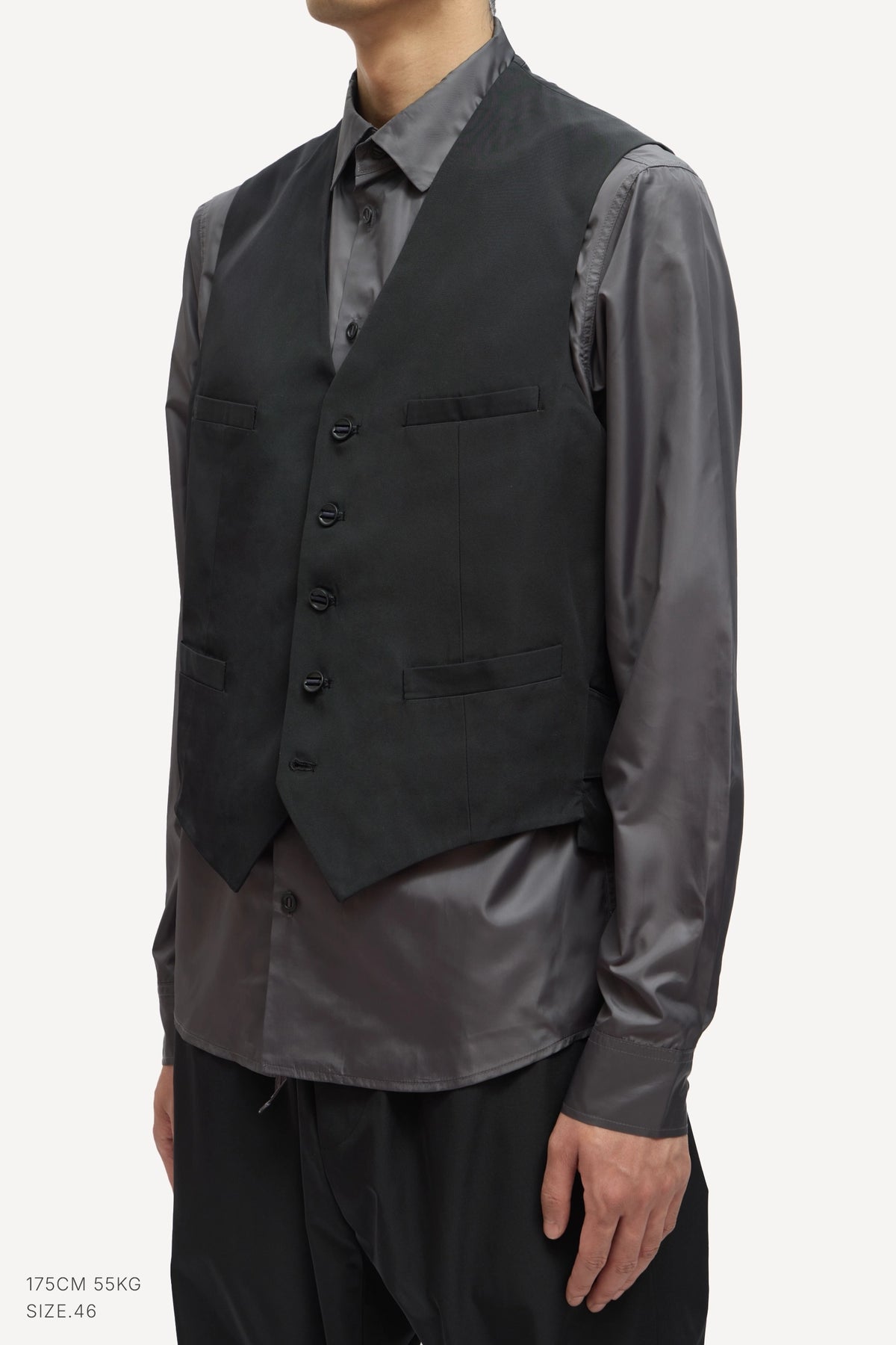 (BLACK)