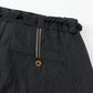 (BLACK)