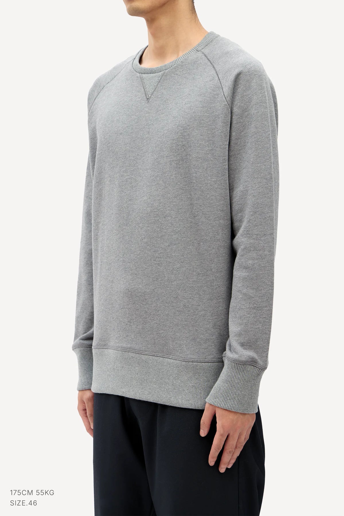 (GREY)
