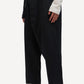 (BLACK)