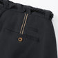 (BLACK)