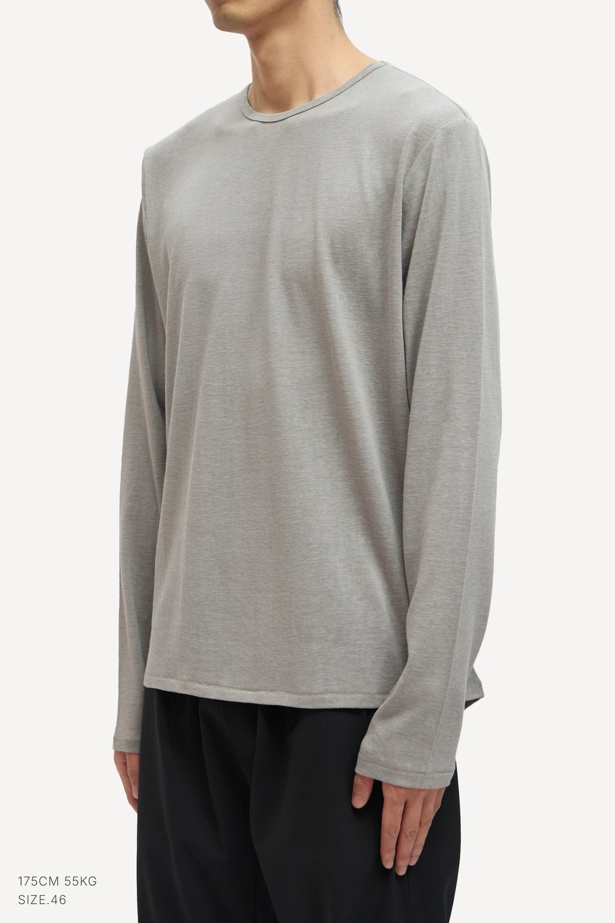 (GREY)