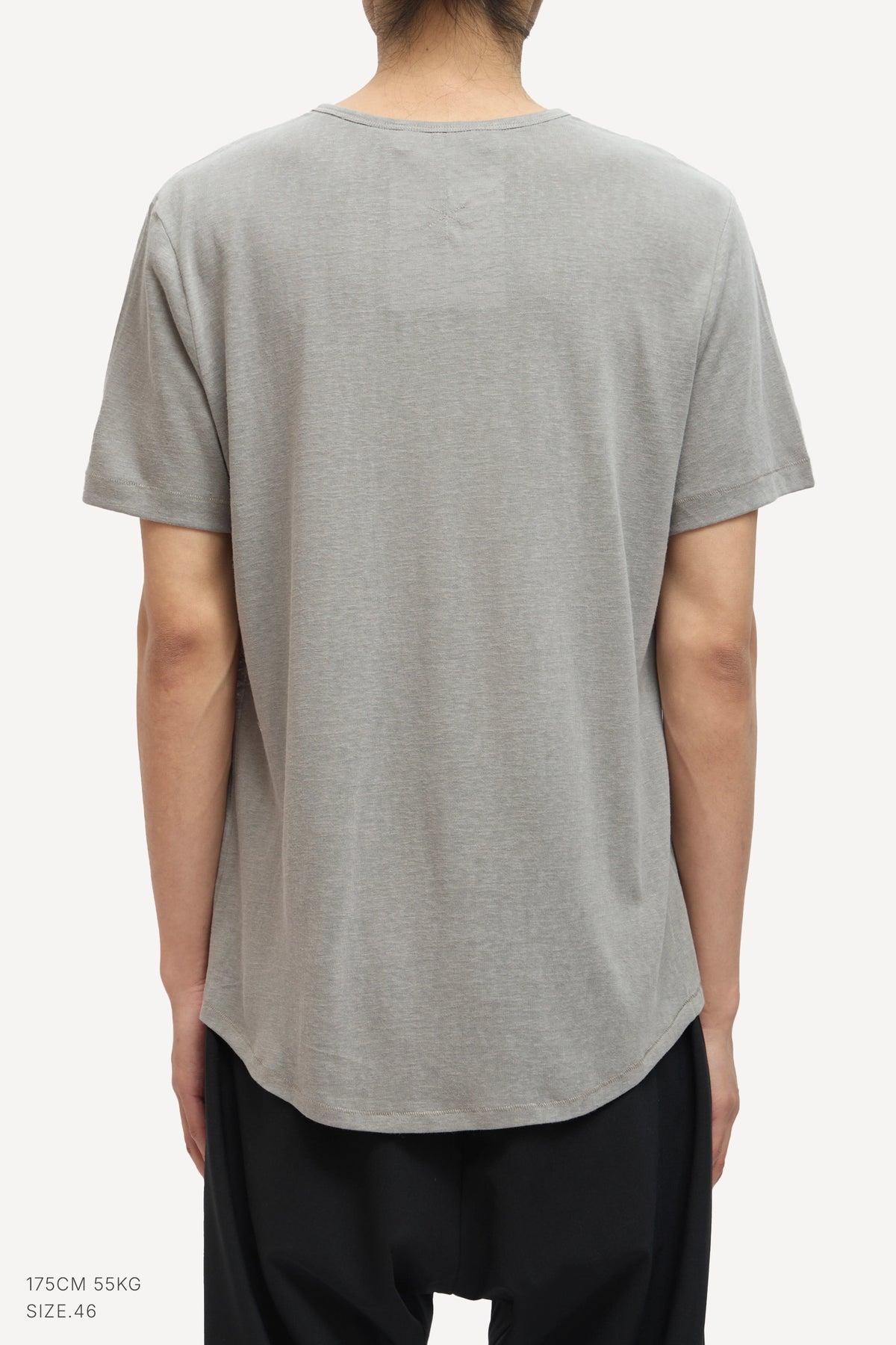 (GREY)