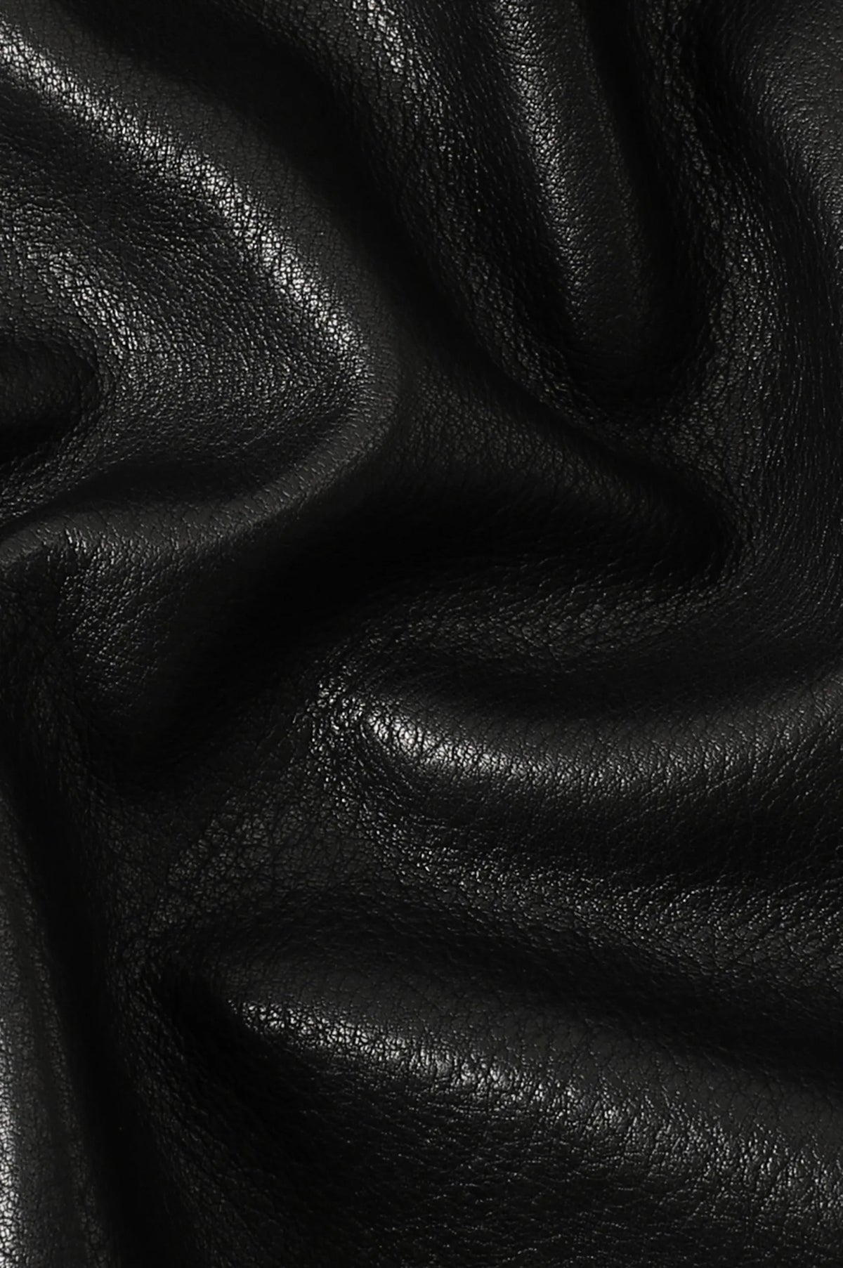 (BLACK)