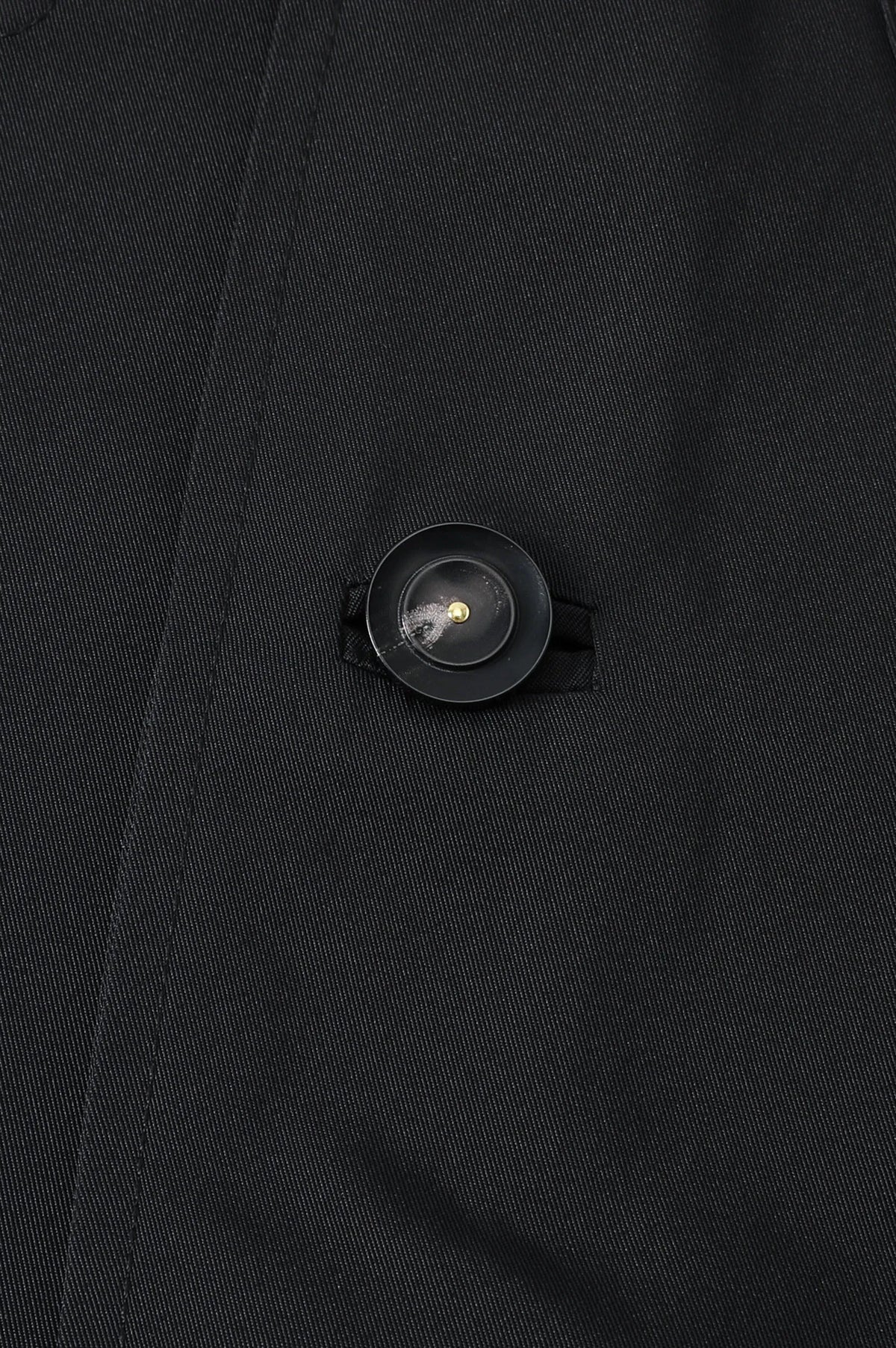 (BLACK)