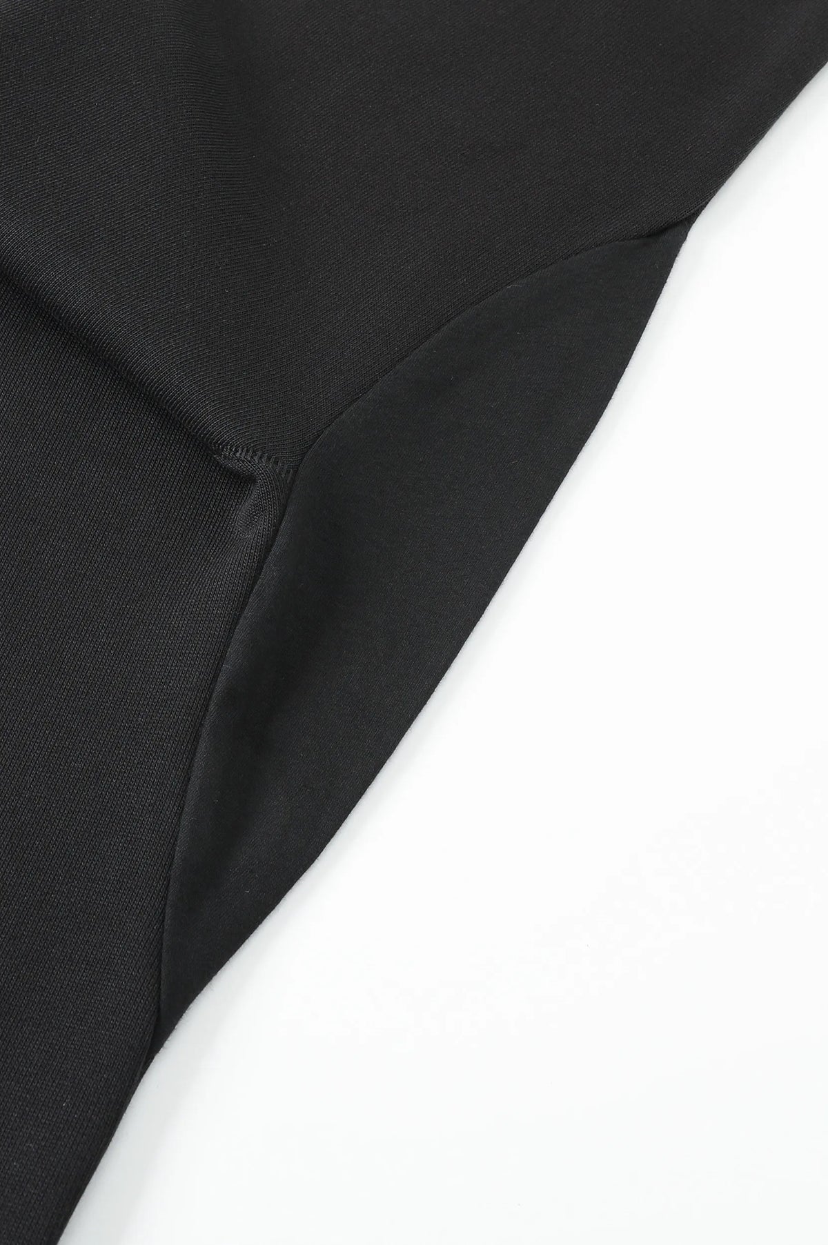 (BLACK)