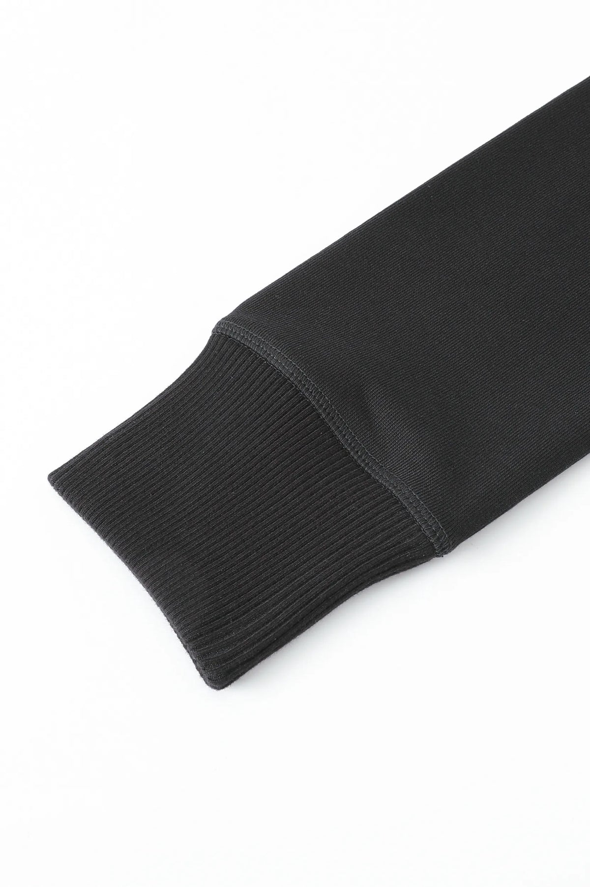 (BLACK)